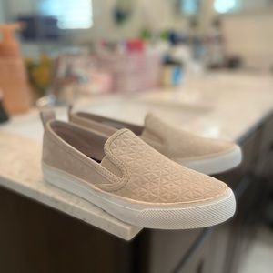 Sperry Seaside Quilted Slip-On Sneaker Sz 5.5